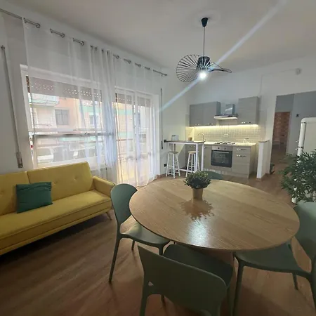 River House Appartamento *