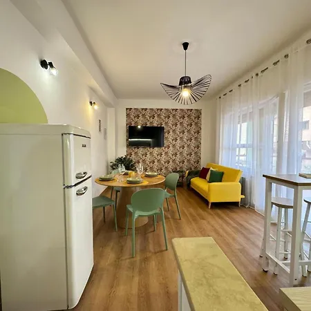 River House Appartamento *